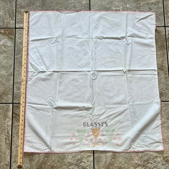 Vintage Embroidered Tea Towel Glasses Floral Design Pink Scallop Edge Kitchen - Picture 3 of 11